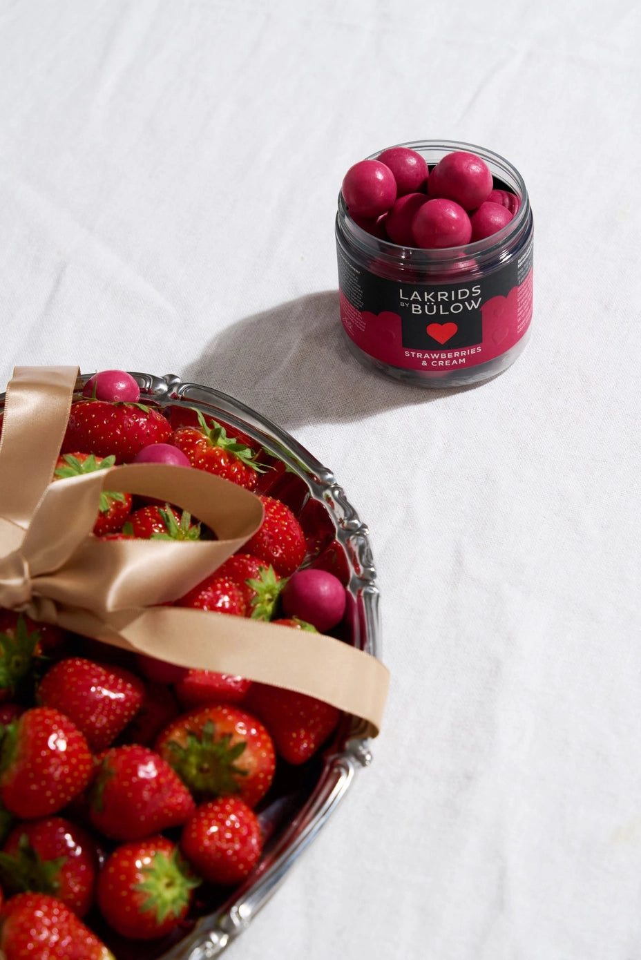 Lakrids By Bülow - Strawberries & Cream W/ White Chocolate - 4.41 oz.