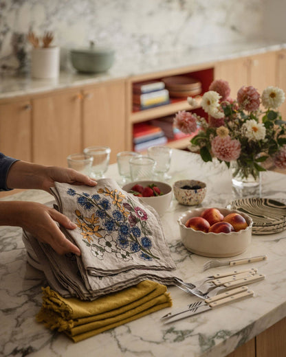 Coral & Tusk - Spring Stems - Dinner Napkin
