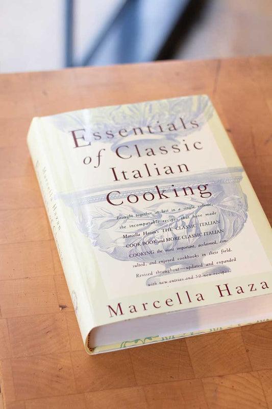 Essentials of Italian Cooking - Marcella Hazan