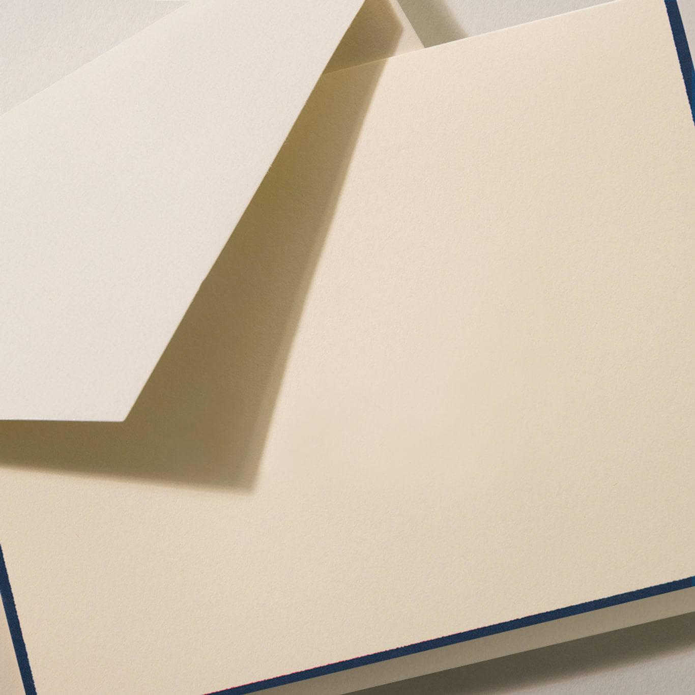 Crane - Navy Bordered Ecru Folded Note - 10 Notes / 10 Lined Envelopes