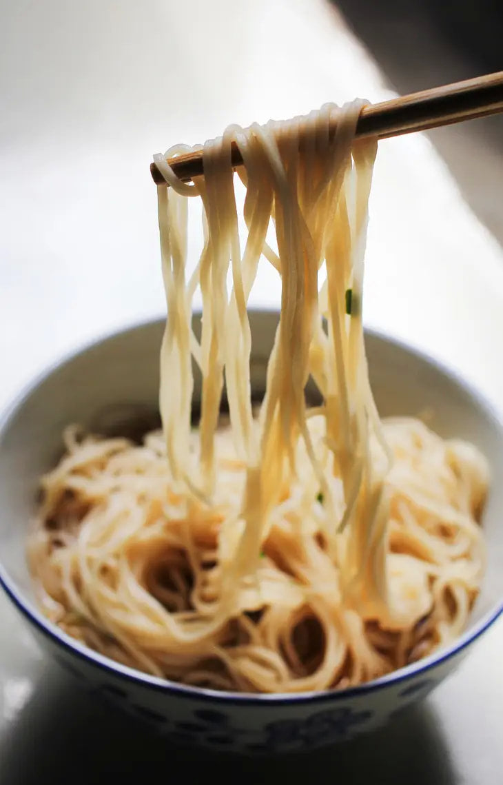 Tsuki - Scallop & White Miso Professional Ramen Base - 500 mL