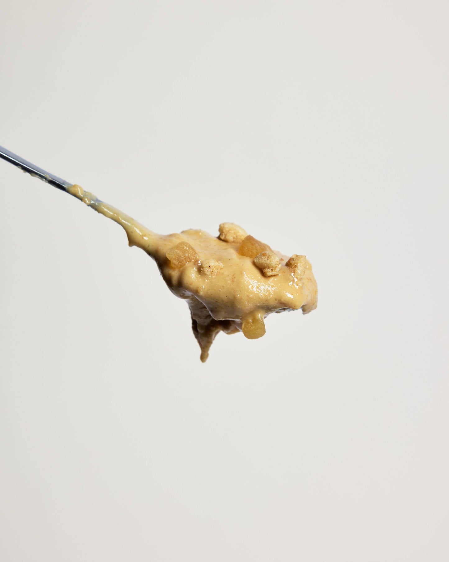 Rooted Fare - Pineapple Cake Cashew Butter - 8 oz.